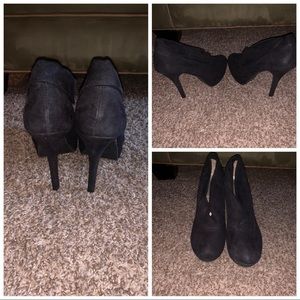 Black ankle booties